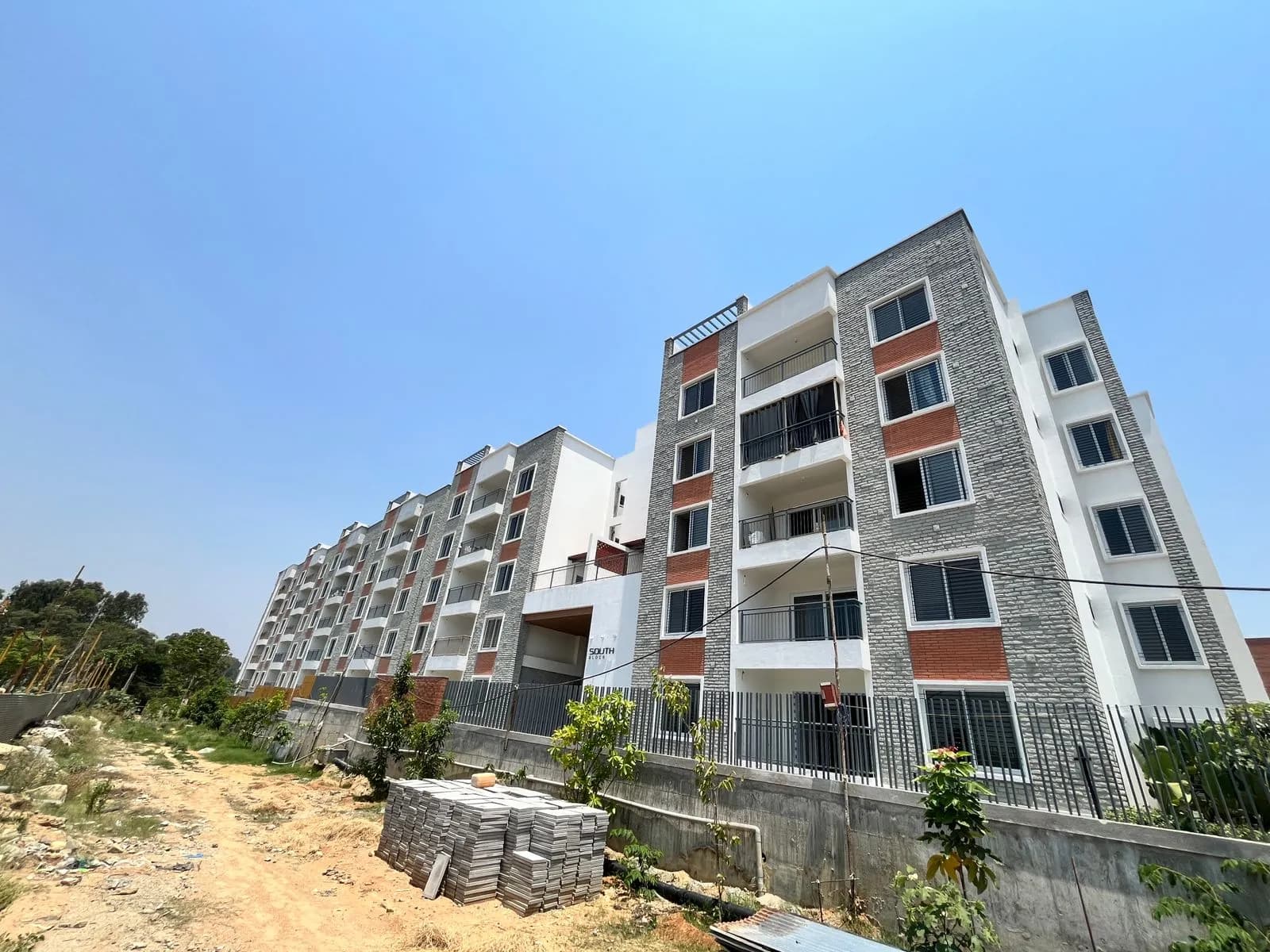 Nandi Meraki: Site photo filed with Karnataka RERA