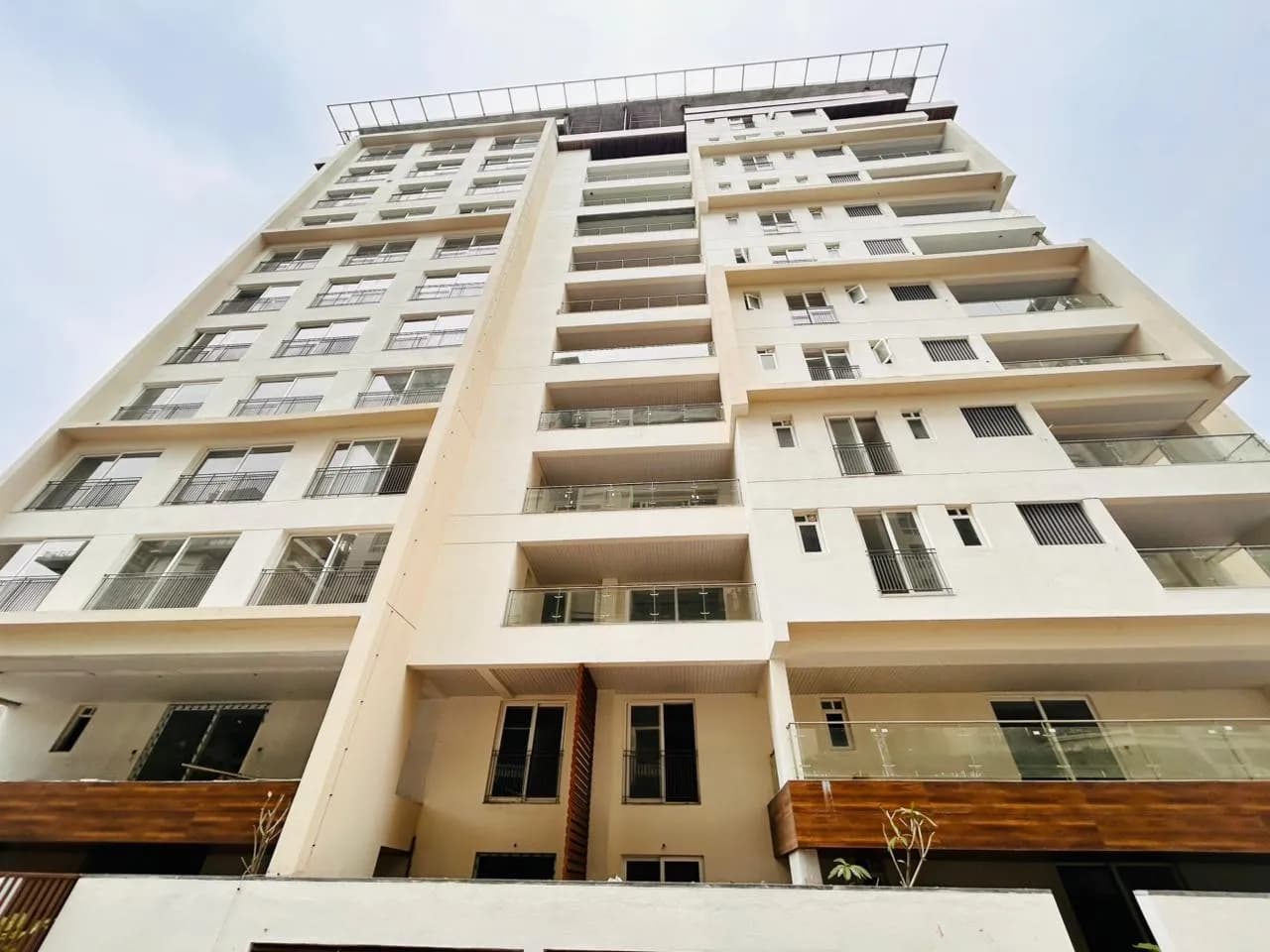 77° Life: Site photo filed with Karnataka RERA
