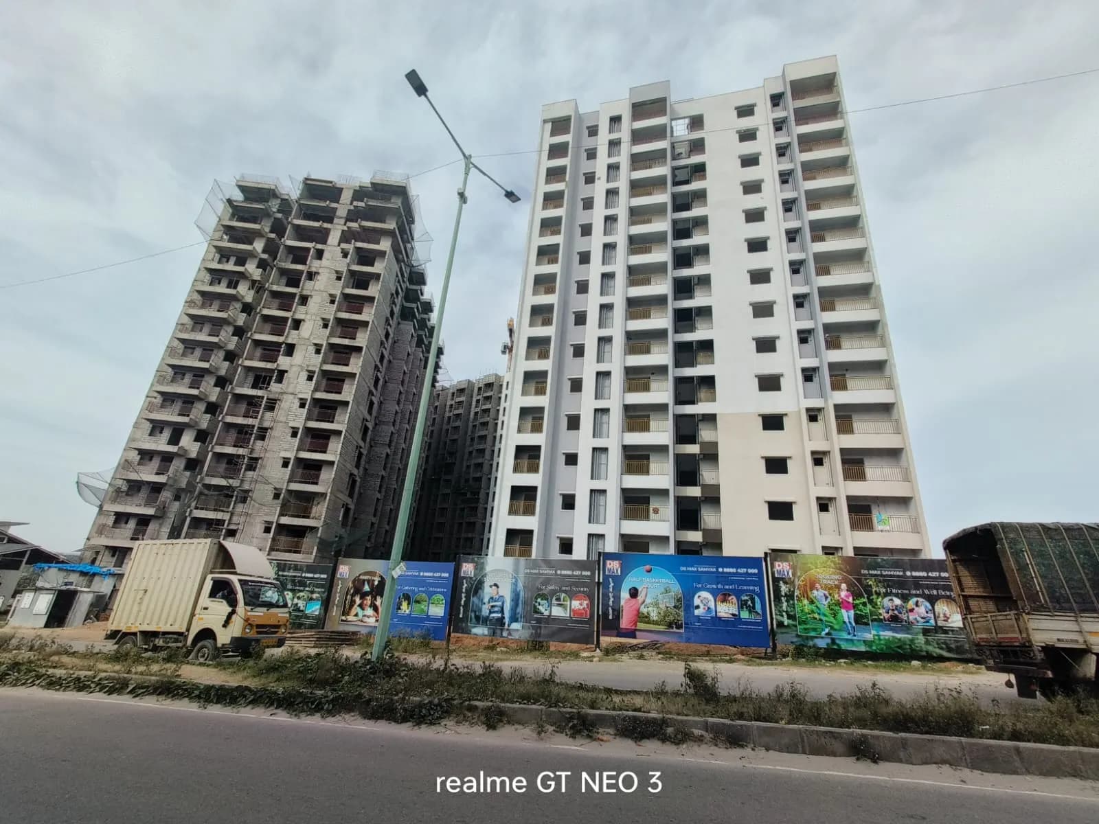 DS Max Samyak: Site photo filed with Karnataka RERA