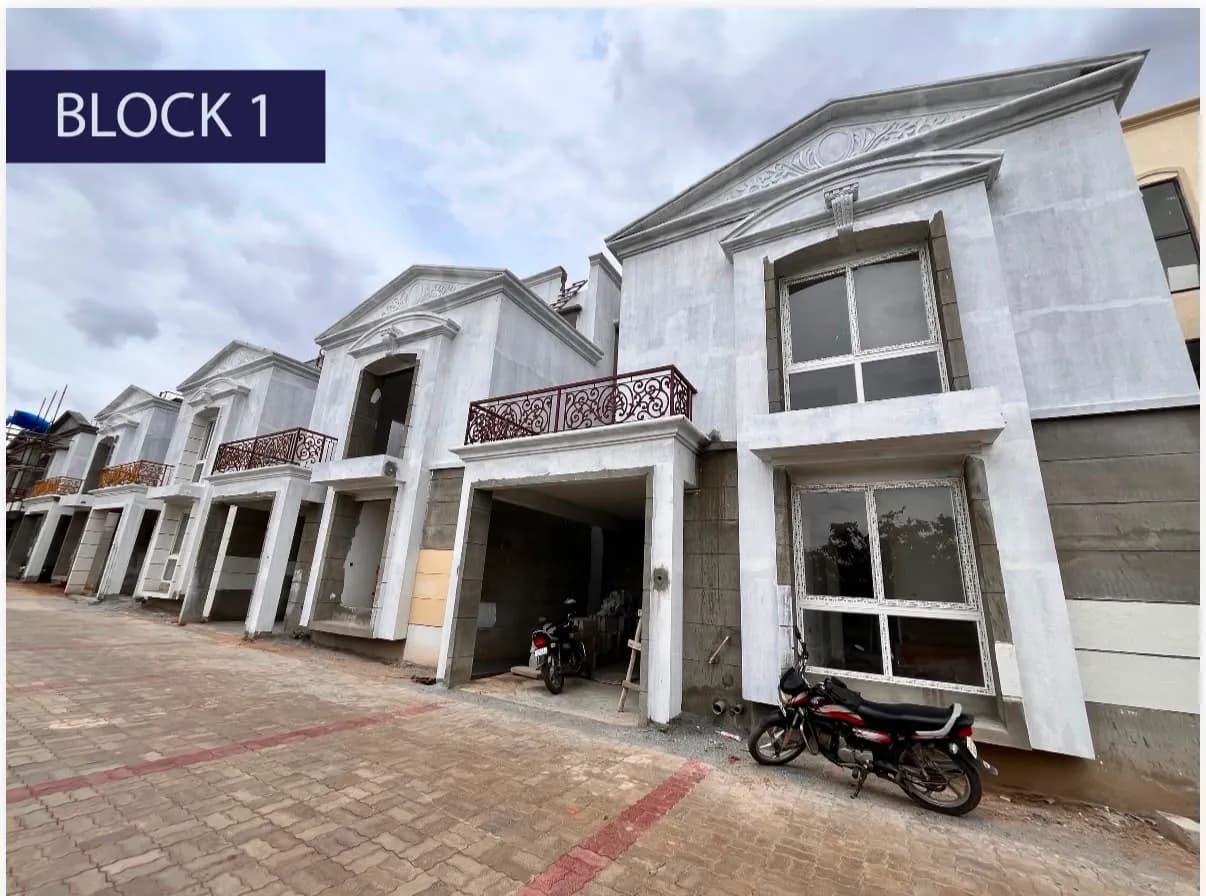 Lavivant: Site photo filed with Karnataka RERA