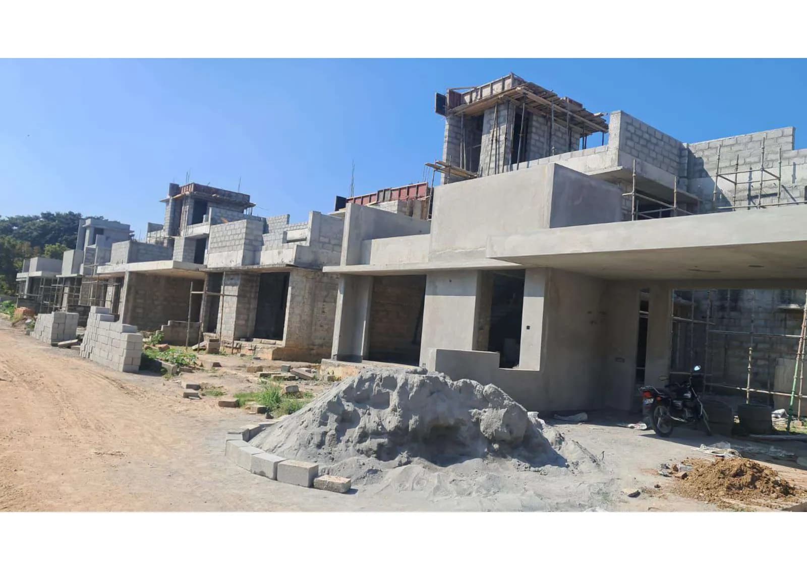 Sterling Villa Grande: Site photo filed with Karnataka RERA