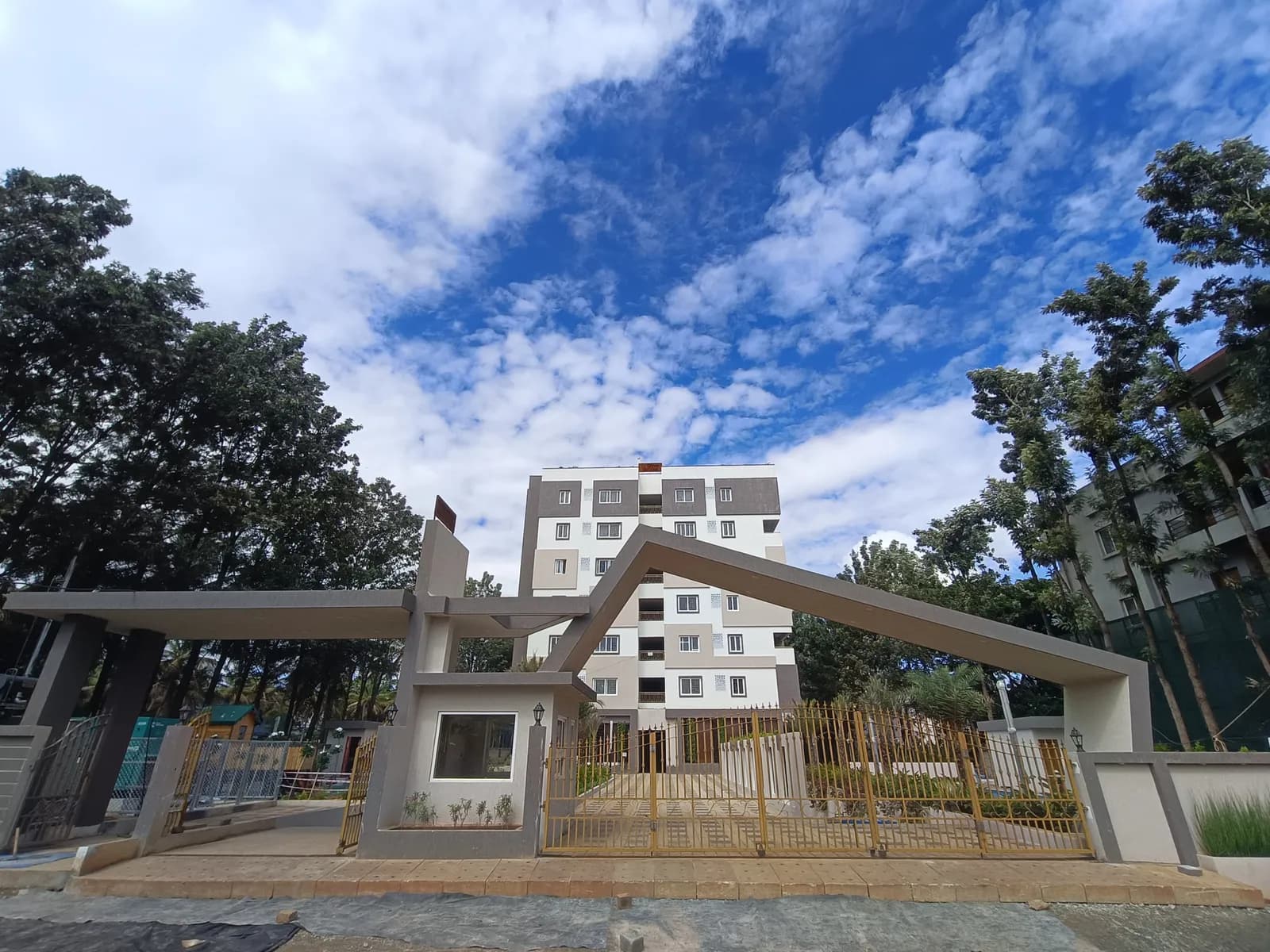 Gina Artize: Site photo filed with Karnataka RERA