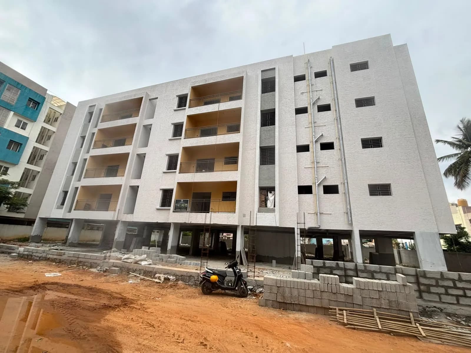 JP Lavender: Site photo filed with Karnataka RERA