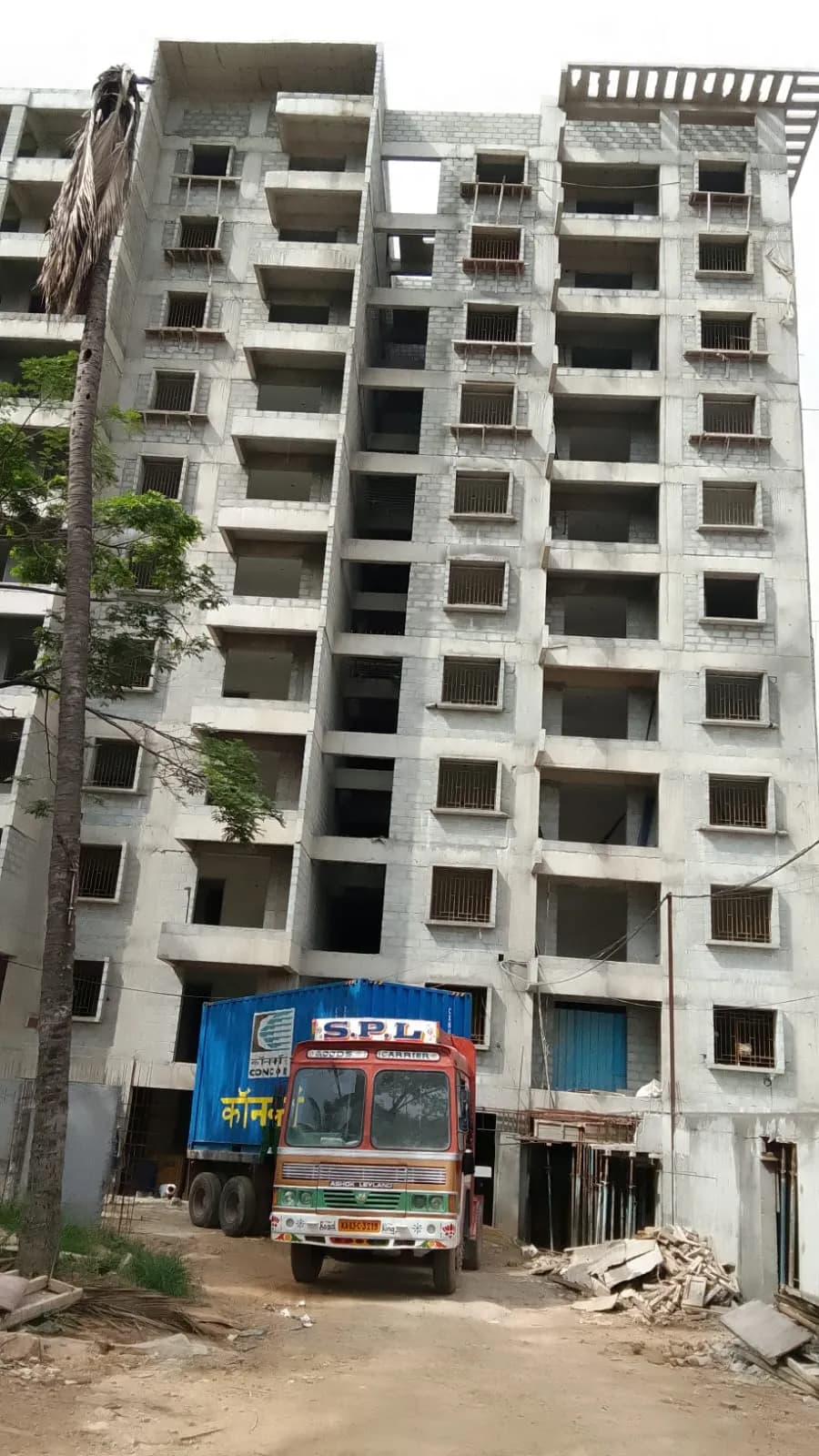 V2 Vajra Elegance: Site photo filed with Karnataka RERA