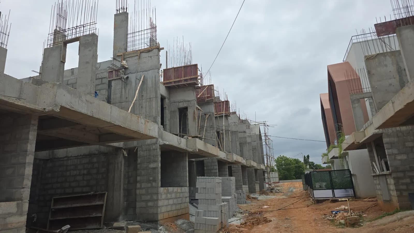 Mims Oakdale I: Site photo filed with Karnataka RERA
