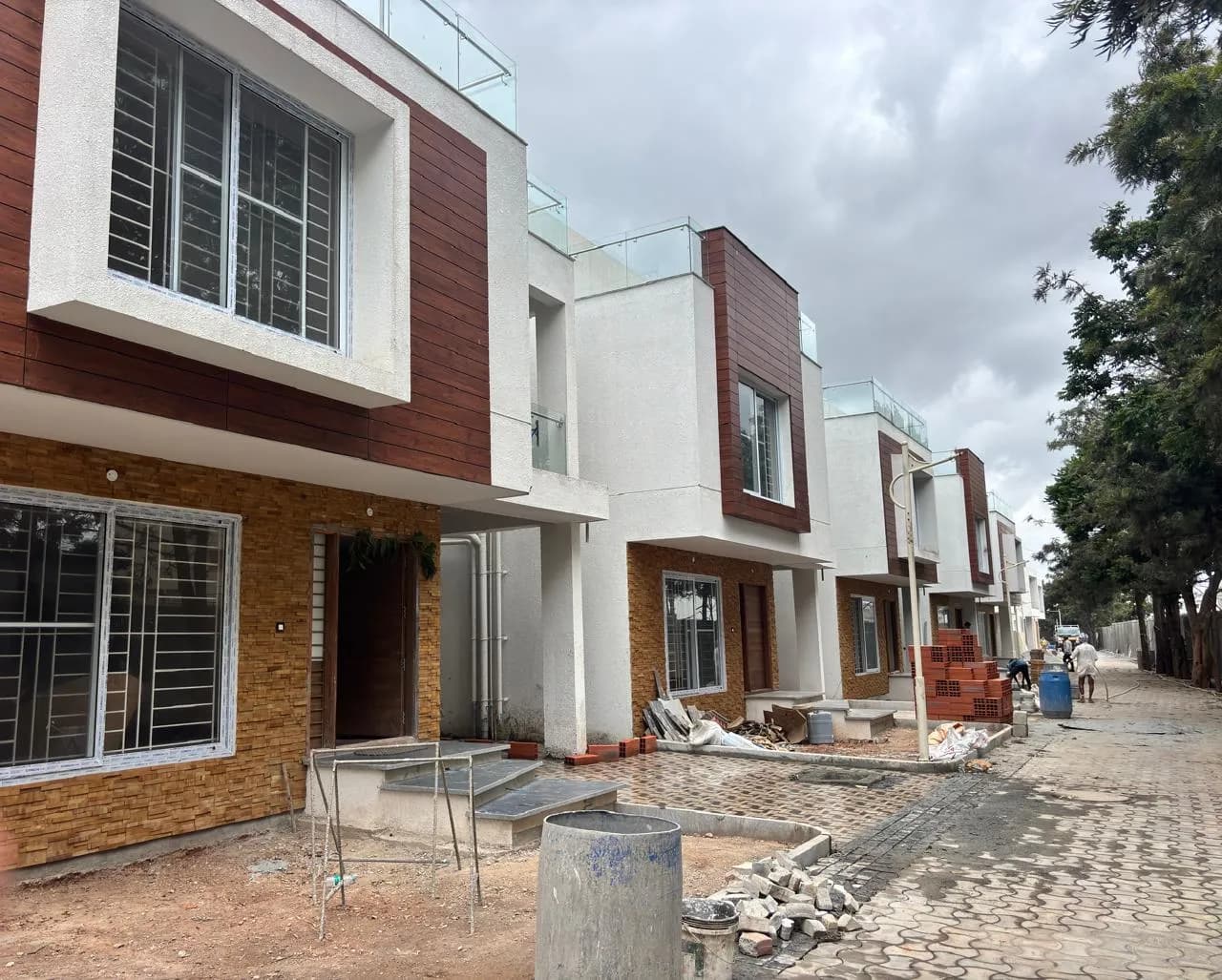 VRR Golden Enclave: Site photo filed with Karnataka RERA