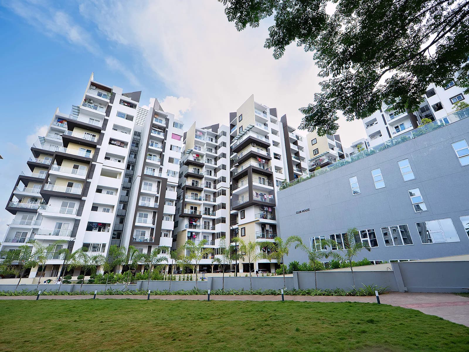 Pioneer KRS Park Royal: Project building elevation