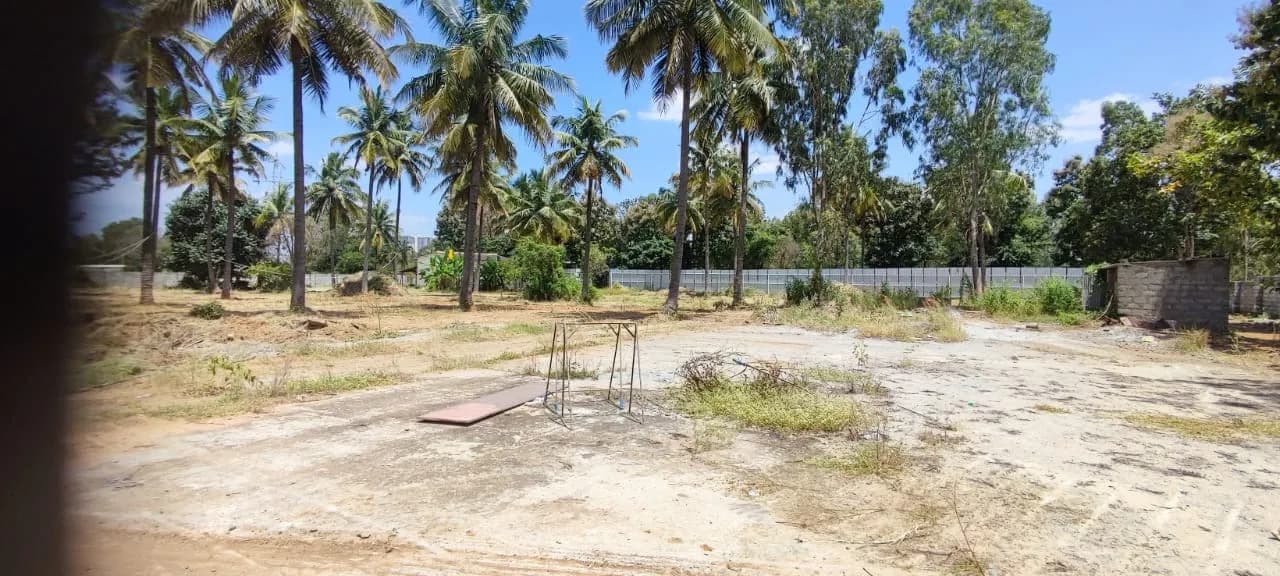 Mythri Signature: Site photo filed with Karnataka RERA